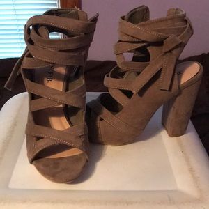 Size 6, slightly worn